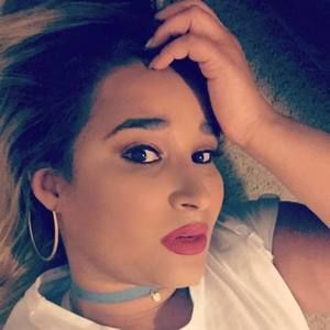 Meet your Posher, Juliana